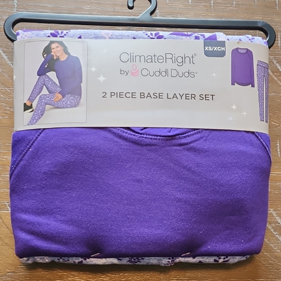 ClimateRight By Cuddl Duds Women's & Women's Plus Base Layer 2piece Base Layer Top And Legging Set Womens And Womens Plus